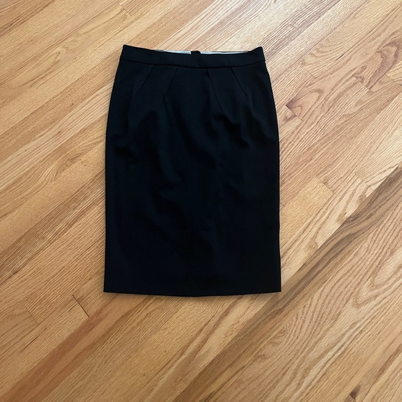 Gorgeous black pencil skirt emporio Armani - Picture 1 of 3